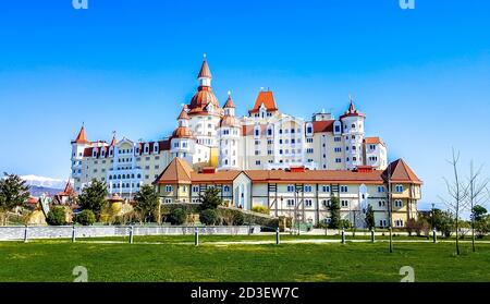 Hotelkomplex 'Bogatyr'. Sotschi, Russland Stockfoto