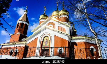 Orthodoxe Kirche des Erzengels Michael. Nojabrsk, Westsibirien, Russland Stockfoto