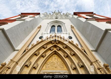 Das gotische Hauptportal der Basilika Mariazell, Austira Stockfoto