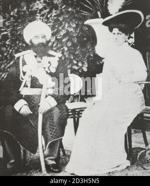 Russische Kaiserin Maria Feodorovna mit dem Emir von Buchara Scheid-Abdul-Ahad-Khan. Foto aus dem 19. Jahrhundert. Stockfoto