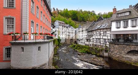 Historisches Stadtzentrum von Monschau, Eifel, Deutschland. Stockfoto