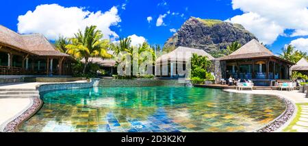 Luxusresort Lux Le Morne, Mauritius. Lounge Bar in der Nähe des Swimmingpools. november 2016 Stockfoto