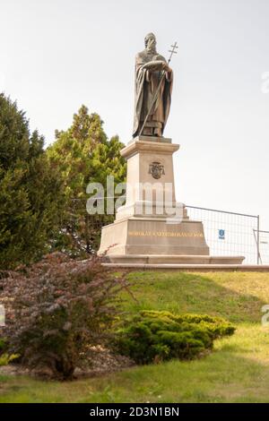 Statue des Heiligen Astrik in der Benediktinerabtei. St. Stephan der erste ungarische König im Jahr 1000 schickte St. Astrik nach Rom für eine Krone, und er hat es. Stockfoto