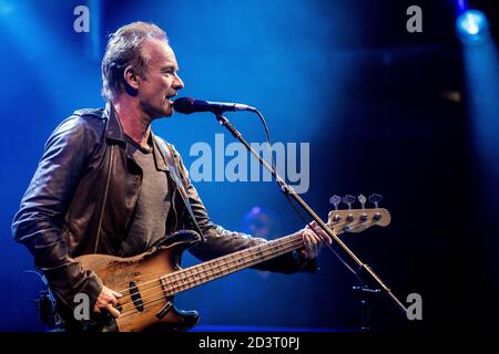 Skanderborg, Dänemark. August 2016. Der englische Musiker, Sänger und Songwriter Sting spielt ein Live-Konzert während des dänischen Musikfestivals SmukFest 2016 in Skanderborg. (Foto: Gonzales Photo - Lasse Lagoni). Stockfoto