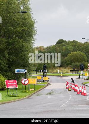 Eintritt zum Coronavirus-Testgelände im Great Park, Newcastle upon Tyne, Großbritannien. Stockfoto