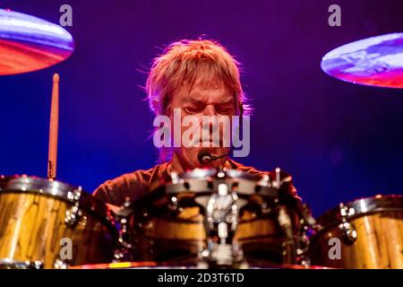 Aarhus, Dänemark. Juli 2016. Die amerikanische Rockband ZZ Top spielt ein Live-Konzert im Scandinavian Congres Center in Aarhus. Hier ist Schlagzeuger Frank Beard live auf der Bühne zu sehen. (Foto: Gonzales Photo - Lasse Lagoni). Stockfoto