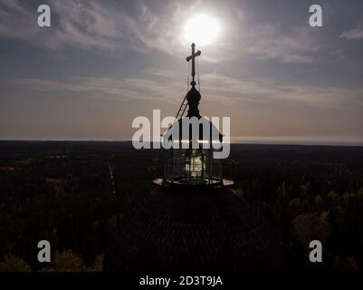 September 2020 - Solowki. Kirche-Leuchtturm auf dem Gipfel des Mount Sekirnaya. Russland, Archangelsk Region Stockfoto