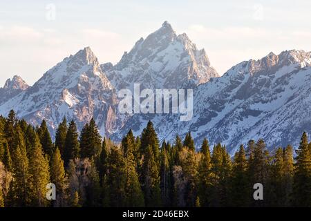 Grand Teton National Park, Wyoming, USA mit Sonnenuntergang Licht auf den Berggipfeln Stockfoto