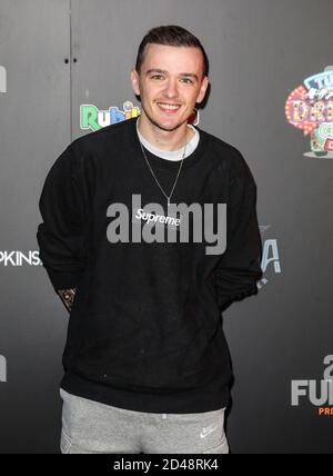 Crawley, Großbritannien. Okt. 2020. George Sampson nimmt an der Press Night für das Tulleys Farm Haunted Drive-in Kino Teil. Kredit: SOPA Images Limited/Alamy Live Nachrichten Stockfoto