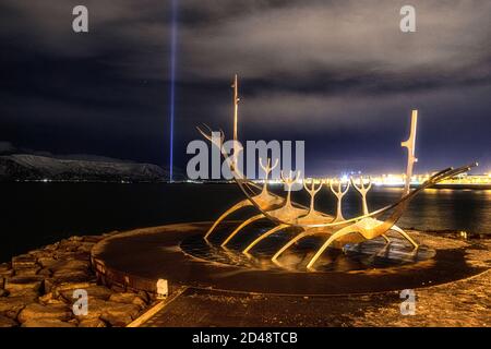 The Imagine Peace Tower, John lennon, Sun Voyager, Reykjavik Island, The beatles Stockfoto