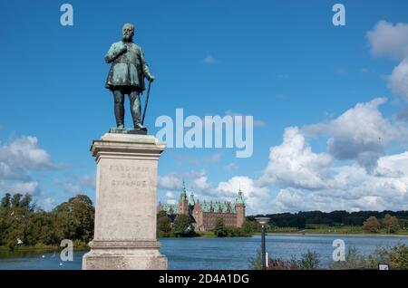 24th. September 2018; Hillerod, Dänemark. Statue von Friedrich VII. (Frederik Carl Christian) (6. Oktober 1808 – 15. November 1863) Stockfoto