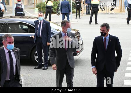 Barcelona, Spanien. Oktober 2020. König Felipe VI mit dem Präsidenten der Regierung Pedro Sanchez Barcelona New Economy Week in Barcelona 09. Oktober 2020 Quelle: CORDON PRESS/Alamy Live News Stockfoto