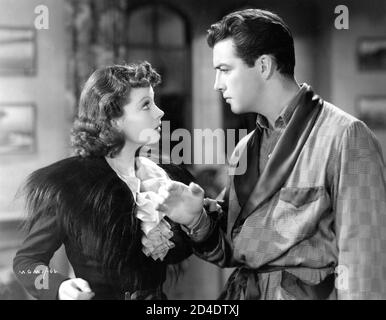 VIVIEN LEIGH UND ROBERT TAYLOR IN EINEM YANK IN OXFORD 1938 Regisseur JACK CONWAY Kostümbild Rene Hubert Produzent Michael Balcon Metro Goldwyn Mayer Stockfoto