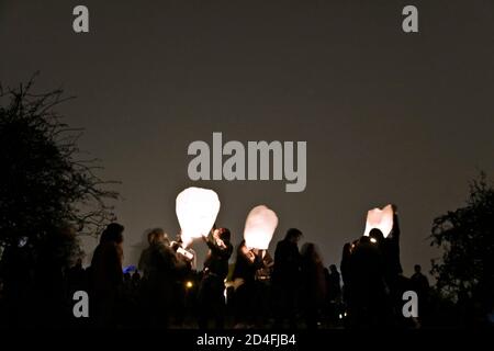 Lagerfeuer-Nachtfeier in Primrose Hill, London Stockfoto