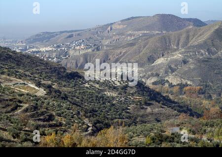 Sierra Nevada, España, Hiszpania, Spanien, Spanien; malerische Berglandschaft im Herbst. Malerische Berglandschaft im Herbst. 美麗如畫的山風景在秋天。 Stockfoto