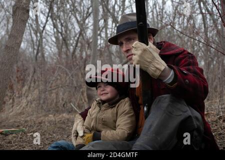 SVERRIR GUDNANSON und GRADY MCKENZIE in FALLING (2020), Regie VIGGO MORTENSEN. KREDIT: PERCEVAL BILDER/BARAL WALEY PROD/SCYTHIA FILME/ZEPHYR FILM/ALBUM Stockfoto