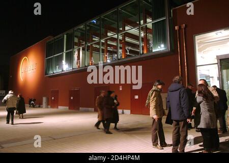 Turin, Piemont/Italien -01/26/2007- die Eröffnung des Marktes Eataly in Turin, der erste Standort von Einkaufszentren der Qualität der italienischen Küche. Stockfoto