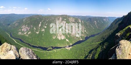 Schöne Aussicht von der Spitze des "Mont des érables" (Maple Mountain), in Quebec Stockfoto