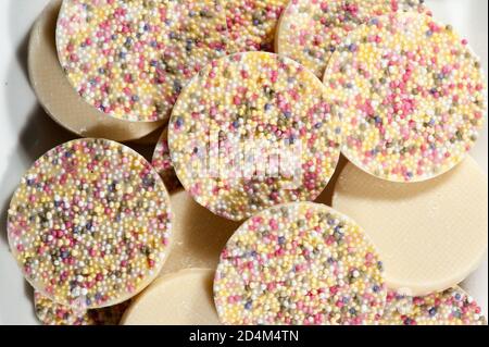 Weiße Schokolade Jazzles, Altmodische Süßigkeiten Stockfoto