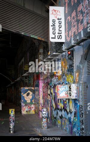 Graffiti entlang Leake Street am 14. September 2020 auf der South Bank im Vereinigten Königreich. Foto von Sam Mellish Stockfoto