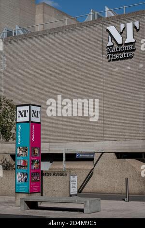 Das Nationaltheater am 17. September 2020 auf der South Bank in South London im Vereinigten Königreich. Foto von Sam Mellish Stockfoto