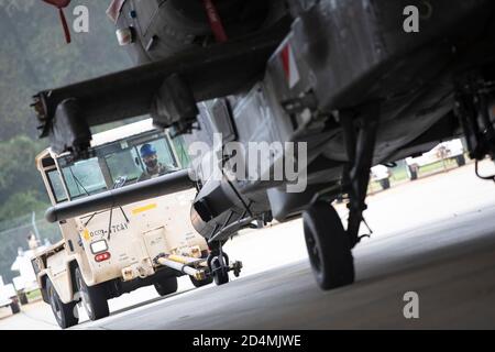 Flieger zum 3 Air Support Operations Squadron zugeordnet praktiziert ...