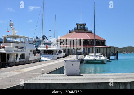 Long Bay Marina im Wasserhafen von Charlotte Amalie in St. Thomas. Stockfoto