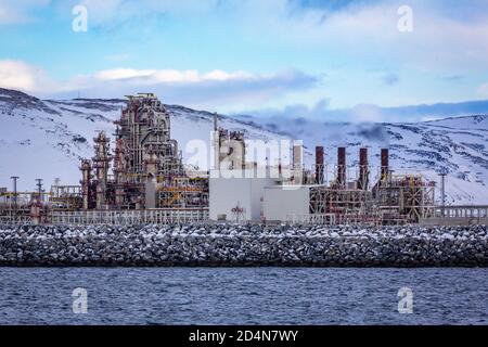 Moderne Fabrik zur Verflüssigung von Gas auf Melkøya bei Hammerfest In Nordnorwegen Stockfoto