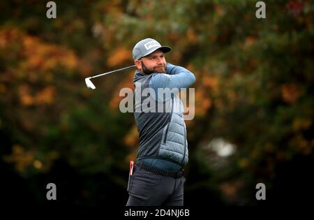 Andy Sullivan aus England am 1. Tag der BMW PGA Championship im Wentworth Club, Virginia Water. Stockfoto