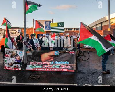 Glasgow, Schottland, Großbritannien. 8. Oktober 2020: Ein pro-palästinensischer Protest vor dem Hampden Park. Protest gegen Schottland gegen Israel Halbfinale Nations League Spiel. Stockfoto