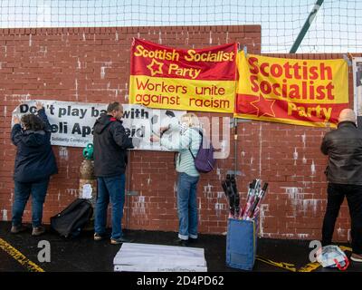 Glasgow, Schottland, Großbritannien. 8. Oktober 2020: Ein pro-palästinensischer Protest vor dem Hampden Park. Protest gegen Schottland gegen Israel Halbfinale Nations League Spiel. Stockfoto