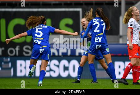 Waregem, Belgien. Oktober 2020. Gent's Spieler feiern nach einem Tor von Alixe Bosteels (16) während eines weiblichen Fußballspiel zwischen Zulte Waregem und der KAA Gent Ladies am vierten Spieltag der Saison 2020 - 2021 der belgischen Scooore Womens Super League, samstag, 10. Oktober 2020 in Waregem, Belgien . FOTO SPORTPIX.BE - David CATRY David Catry - Sportpix.be - SPP Quelle: SPP Sport Press Foto. /Alamy Live Nachrichten Stockfoto