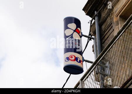 Bordeaux , Aquitaine / Frankreich - 10 01 2020 : fdj Logo der französischen nationalen Lotteriebetreiber Zeichen Namen Francaise des Jeux Stockfoto