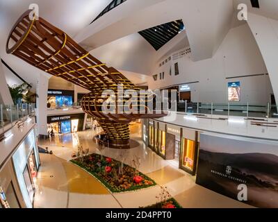 Las Vegas, SEP 25, 2020 - Innenansicht des Aria Resorts Stockfoto