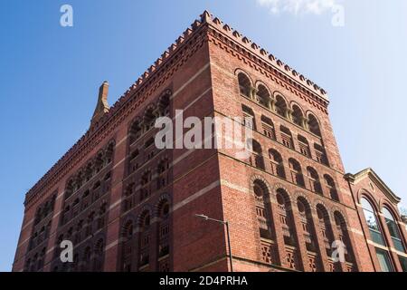 The Granary Building, Welsh Back, Bristol, UK, ein viktorianisches Lagerhaus von Archibald Ponton und William Venn Gough im Bristol Byzantinischen Stil von 1868. Stockfoto