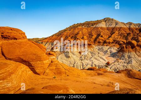 Der Toadhocker Trail führt zu einem Gebiet von Hoodoos und Ausgewogene Felsformationen durch Jahrhunderte der Erosion und ist geschaffen Teil der Grand Staircase-Escala Stockfoto