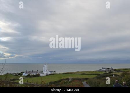 Niton und St Catherines Lighthouse, während Storm Alex hereinfegt Von Westen Oktober 2020 Stockfoto