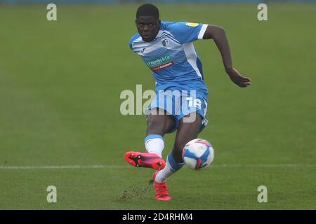 Yoan Zouma von Barrow in Aktion während des Sky Bet League 2 Spiels zwischen Barrow und Leyton Orient in der Holker Street, Barrow-in-Furness am Samstag, 10. Oktober 2020. (Kredit: Mark Fletcher, Mi News) Kredit: MI Nachrichten & Sport /Alamy Live Nachrichten Stockfoto