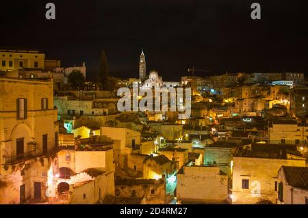Matera in der Nacht Stockfoto