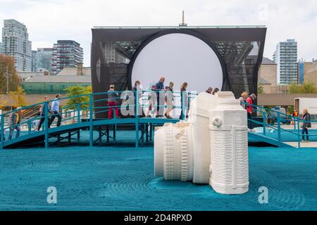 Lunar Garden beim „Nuit Blanche“ Arts and Culture Festival in Toronto, Kanada, 2019 Stockfoto