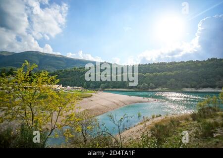 Fiastra See in Italien Stockfoto