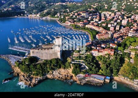 Luftaufnahme von Lerici, Provinz La Spezia, Ligurien / Italien Stockfoto