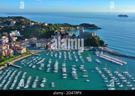 Luftaufnahme von Lerici, Provinz La Spezia, Ligurien / Italien Stockfoto
