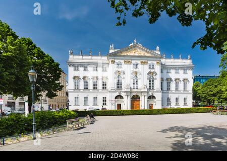 WIEN - 3. MAI: Ansicht des Bundesministeriums für Justiz, Wien, Österreich im Palais Trautson am 3. Mai 2018 Stockfoto