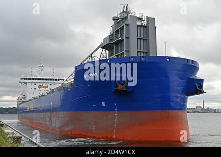 Selbstentladung Bulk Carrier Starnes' Jungfernanruf im Hafen von Kiel Stockfoto