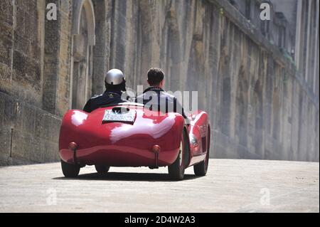 verona, italien, 13. Mai 2011, mille miglia, historische Autorallye Stockfoto