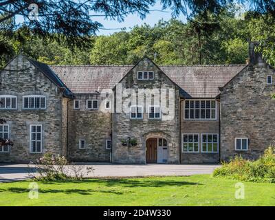 Das ist das 16. Jahrhundert Pfarrhaus von St. John's the Baptist Church in Low Bentham, später Bentham Gymnasium und Heimat von Rev T.B Hardy VC DCM MM Stockfoto