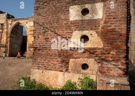East Bhadra Gate, Champaner-Pavagadh Archaeological Park, UNESCO WELTKULTURERBE, Gujarat, Indien. Stockfoto