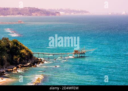 Trabocco an der Chieti-Küste in den Abruzzen (Italien) Stockfoto