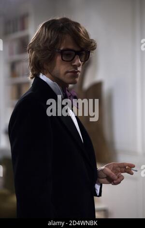 GASPARD ULLIEL in SAINT LAURENT (2014), Regie: BERTRAND BONELLO. BILD: MANDARIN FILMS/EUROPACORP/ORANGE STUDIO/ARTE FRANCE CINEMA/ALBUM Stockfoto